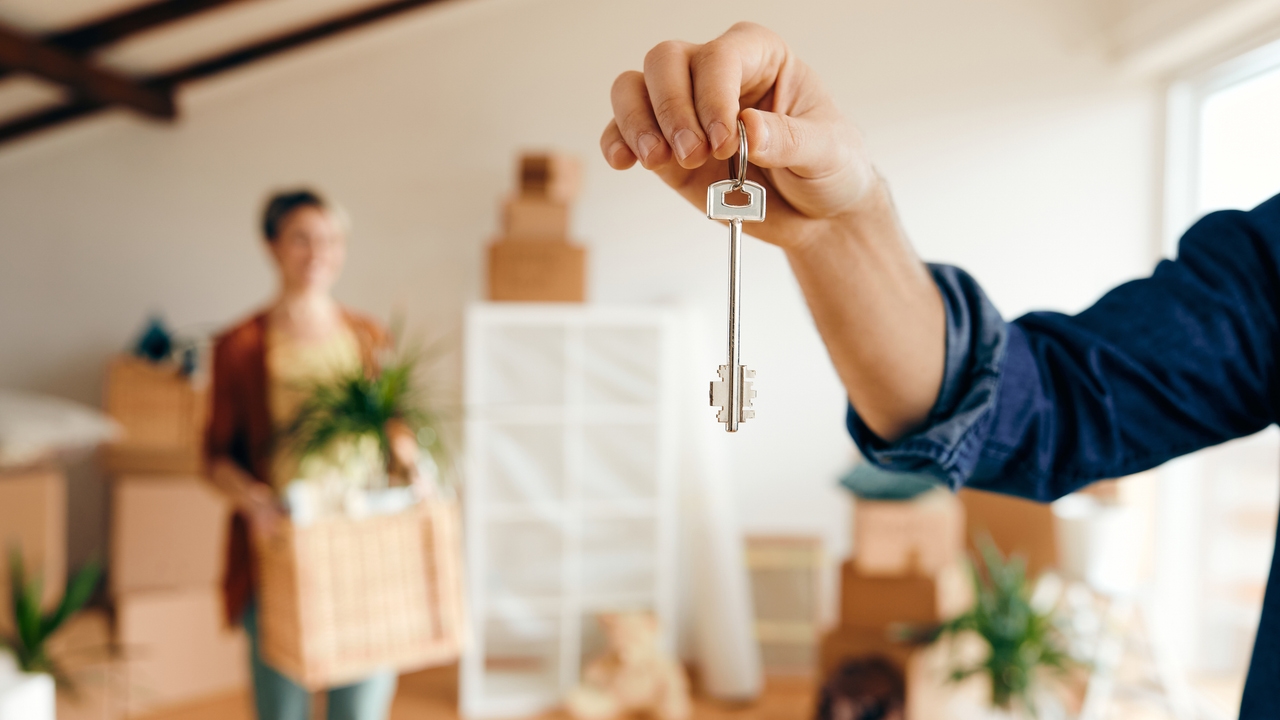 Ustawa o wynajmie mieszkań została uchylona: eksmisja jest wykluczona, a najemcy mogą teraz dłużej pozostawać w swoich domach.