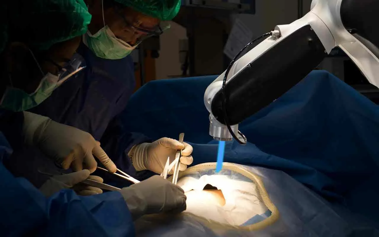 Klinika Uniwersytecka w Nawarrze rozpoczyna wykonywanie bardziej precyzyjnych i mniej inwazyjnych operacji, charakteryzujących się krótszym okresem rekonwalescencji, przy użyciu nowego robota Da Vinci Single Port.