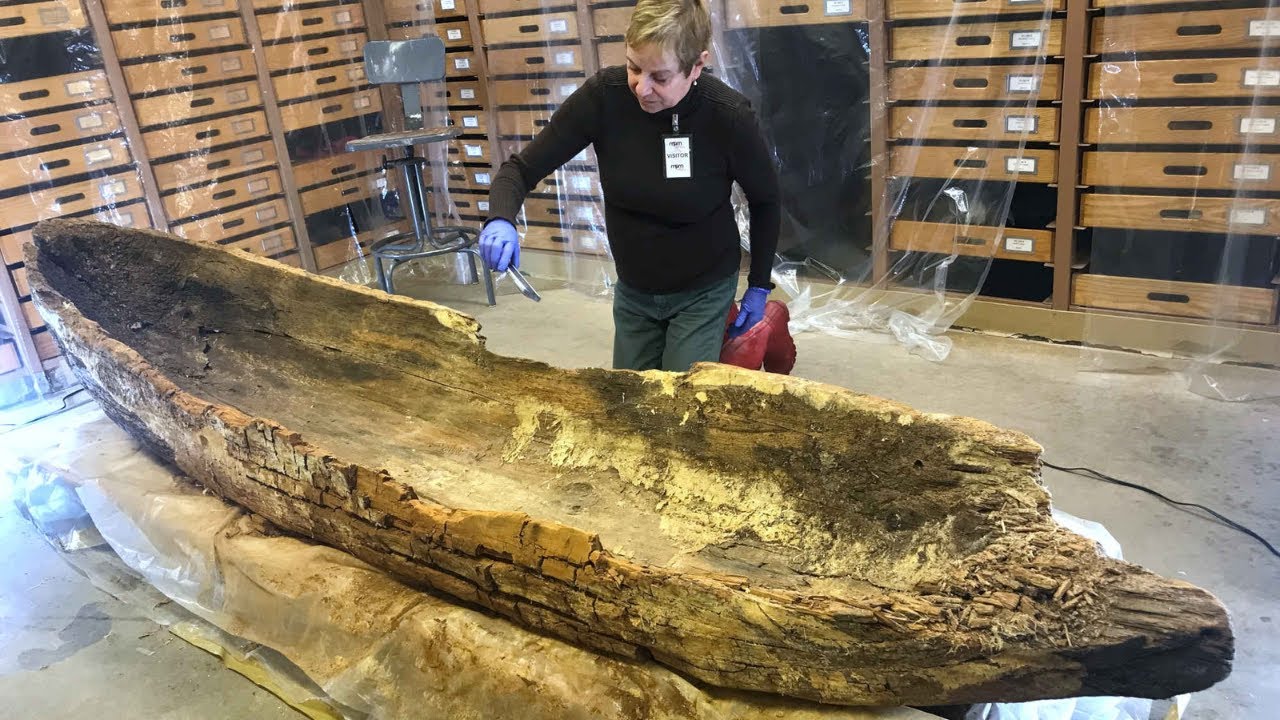 Bezprecedensowe odkrycie w Stanach Zjednoczonych: w jeziorze znaleziono prehistoryczne kajaki, które powstały jeszcze przed piramidami egipskimi.