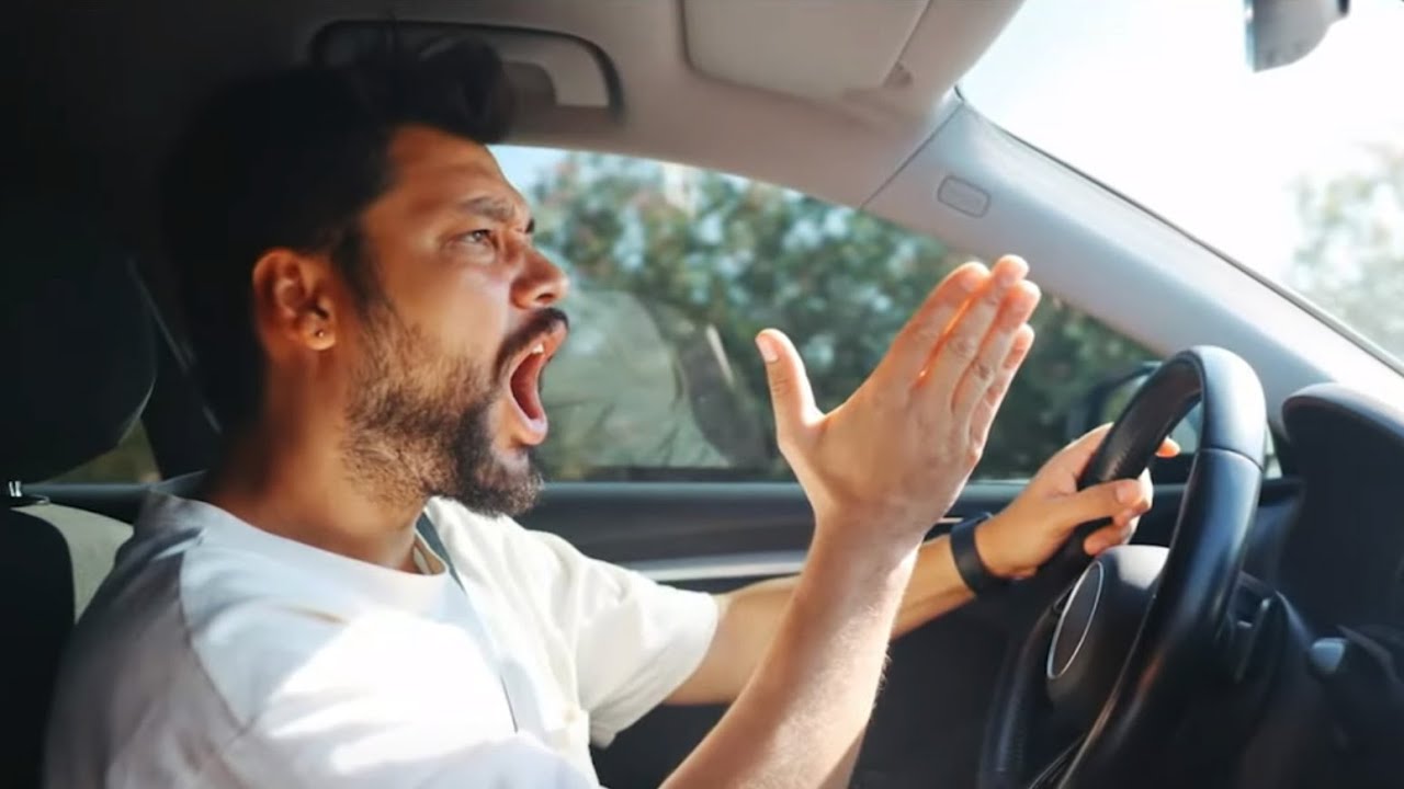 Oficjalnie | Rząd sprawdzi każdy samochód i nałoży grzywnę na wszystkich kierowców, którzy nie będą w stanie umieścić tego ogłoszenia z przodu pojazdu.