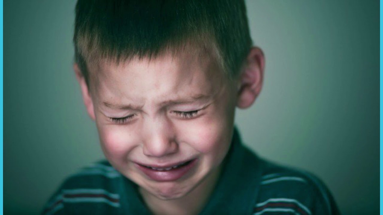 Został wyrzucony z autobusu za brak biletu: 11-letni chłopiec przeszedł 6 kilometrów po śniegu, aby dotrzeć do domu.